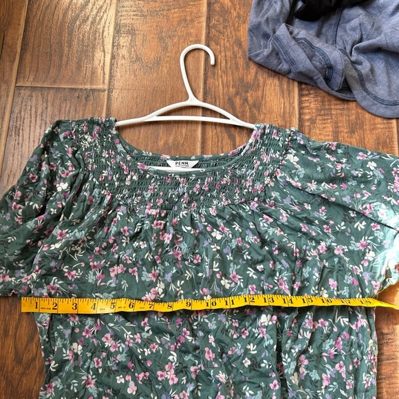 Penningtons Green and Pink Short Sleeve Tee Vibrant Colors - Picture 6 of 6